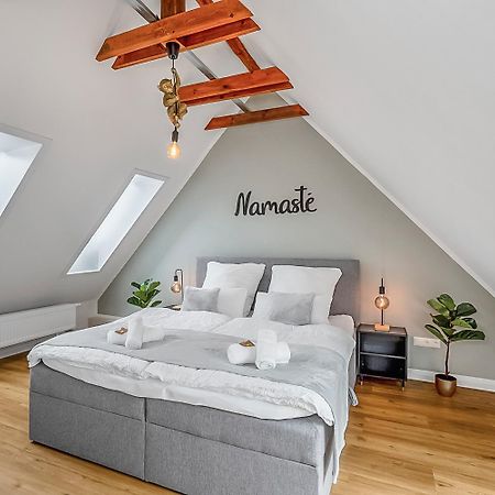 Namaste Homes - Ferienwohnung Mit Dachterrasse Bad Windsheim Exterior photo